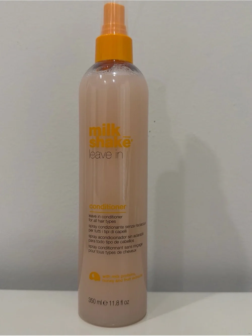Leave-In Conditioner Spray Milk Shake 350 ml / 11.8 Fl Oz new